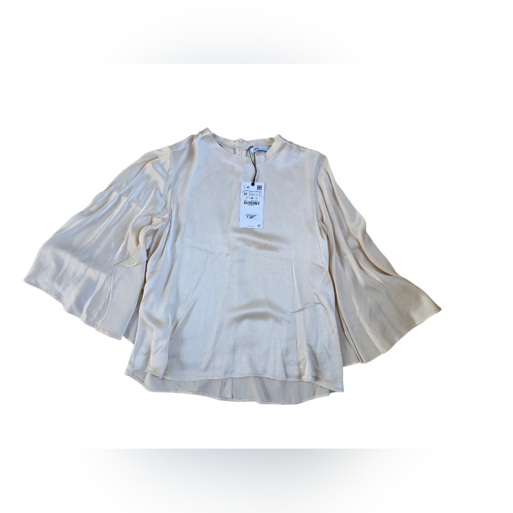 NWT Zara Ivory Formal Poncho Size M